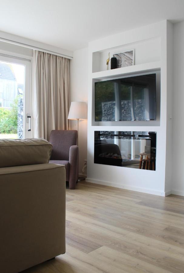 Appartement Hideaway Nr 17 - Amelander Kaap Hollum  Esterno foto