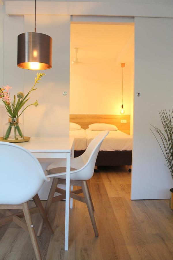 Appartement Hideaway Nr 17 - Amelander Kaap Hollum  Esterno foto